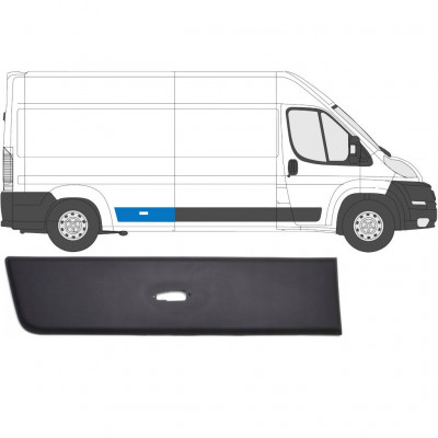 Bagerste sideliste med hul til lampe til Fiat Ducato 2006- / Højre 6548