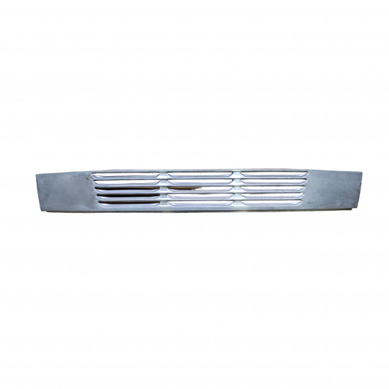 Nedre grill til Mercedes 207-410 1977-1995 7900