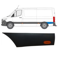 Stødliste til bagskærm bag hjulet med lampe til Mercedes Sprinter 2018- / Venstre / Sæt 16647